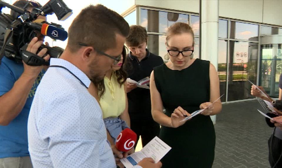 Volkswagenu hrozí ostrý štrajk, ak sa do utorka nedohodnú