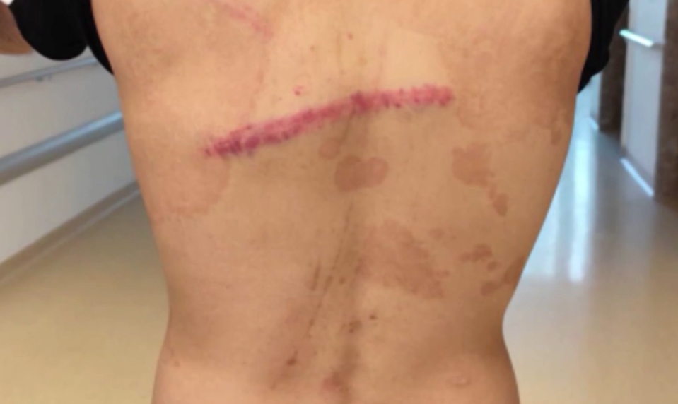 Útok si nevymyslel: Policajt zbil muža na výsluchu, teraz príde o miesto v zbore