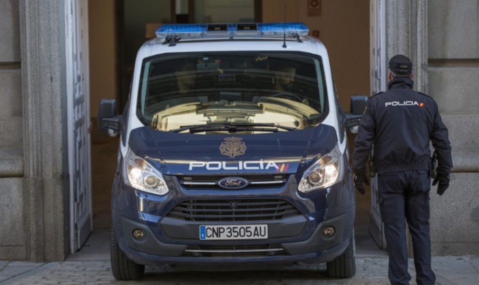 Mŕtveho otca schovával v skrini. Dôvodom mal byť jeho dôchodok