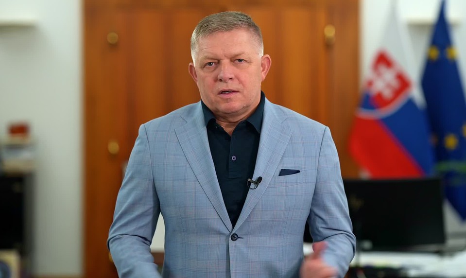 Premiér žiada Tomáša Tarabu a SNS o garancie udržania väčšiny v NR SR