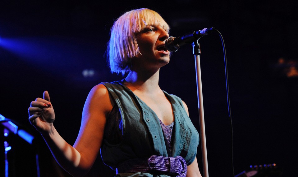 Feťáčka a pedofil? Hviezdna speváčka zvádza s exmanželom škaredý boj o dieťa!