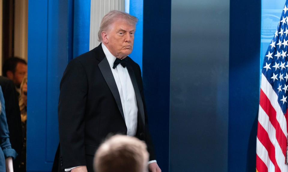 Podozrivého zo streľby obvinili z pokusu o atentát na Donalda Trumpa