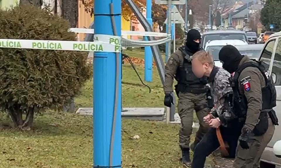 Polícia preverí každý detail. Na gymnáziu v Spišskej Starej Vsi zrekonštruujú vražedný útok