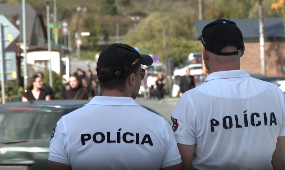 Desivé vyhrážky v škole na východe Slovenska: Žiak (14) hovoril o zabíjaní, polícia ho obvinila