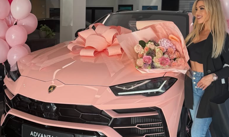 To je darček! Dominika dostala od nového priateľa státisícové fáro!