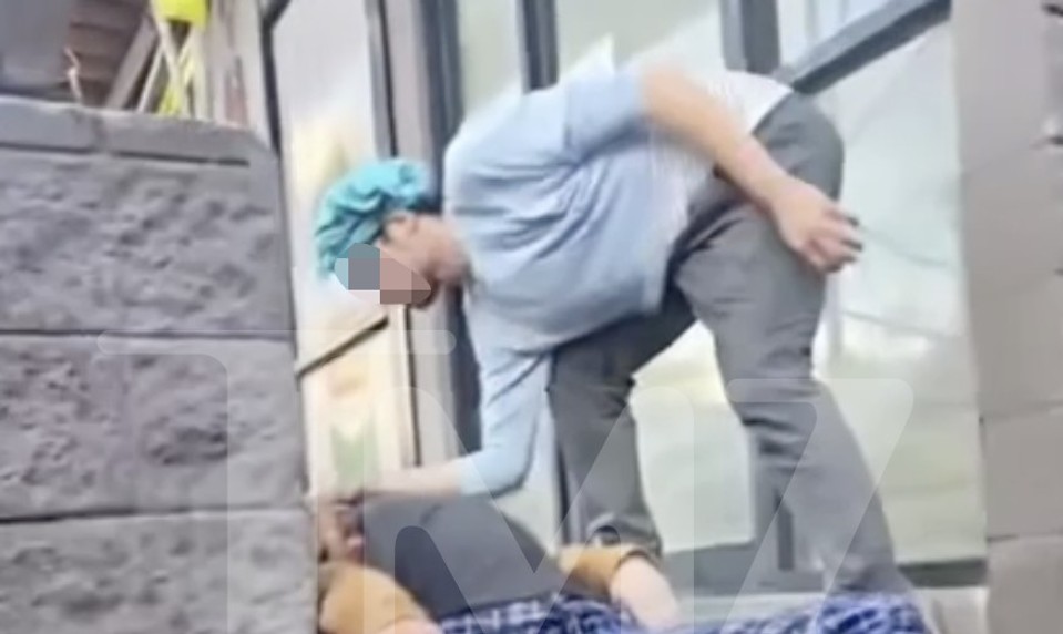 Známeho komika našli predávkovaného na ulici. Keby nedostal pomoc, už nie je medzi živými