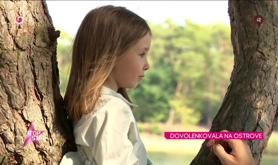 DOVOLENKOVALA NA OSTROVE