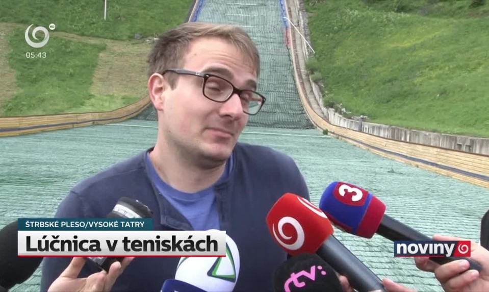 Lúčnica a štíty Tatier. Slovenskejšie to už byť nemôže