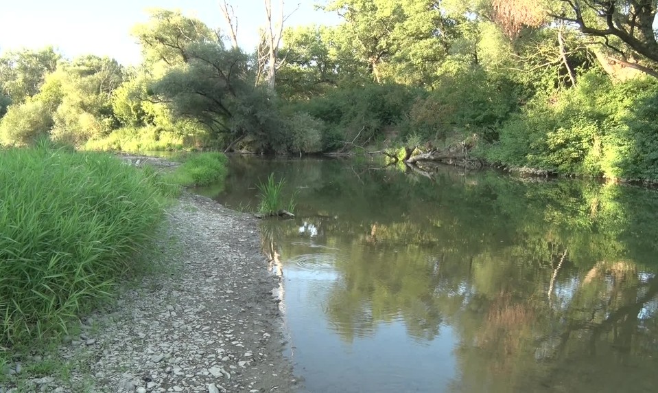 Kúpanie detí sa skončilo tragédiou: 13-ročné dievča sa utopilo