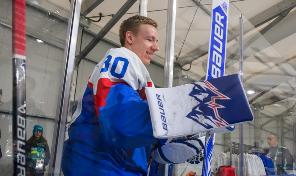 Gólman GAJAN podpísal zmluvu v NHL