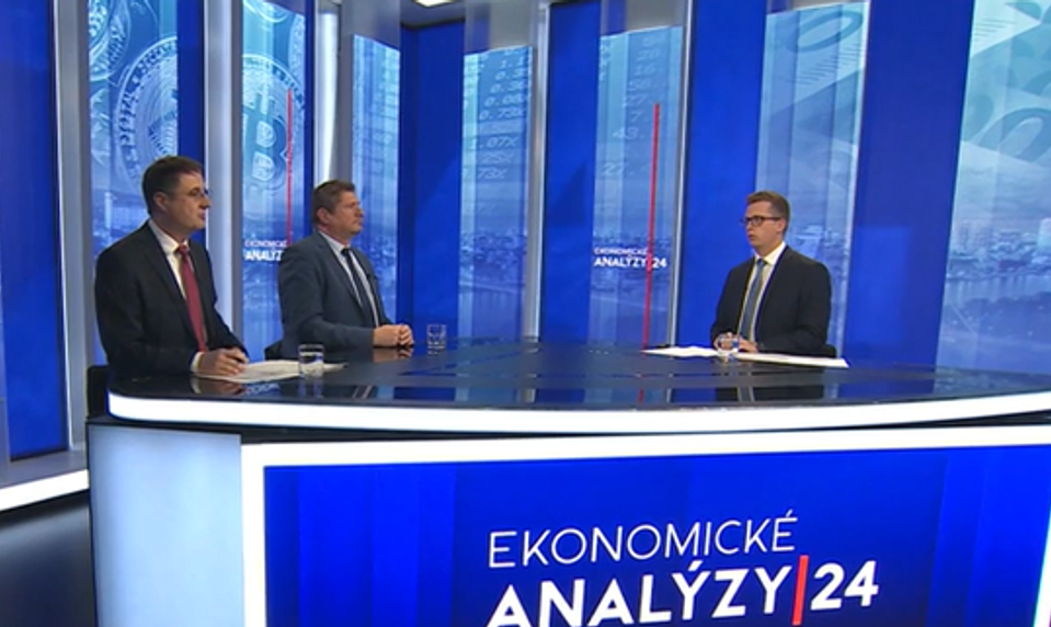 Ekonomické Analýzy 24: Slovensko si požičiava miliardy. Sme na hrane dôvery investorov?