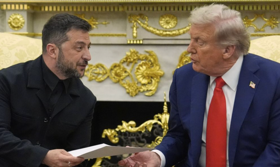 Zelenskyj rokuje s Trumpom v Bielom dome. Žiada posilnenie americkej vojenskej pomoci