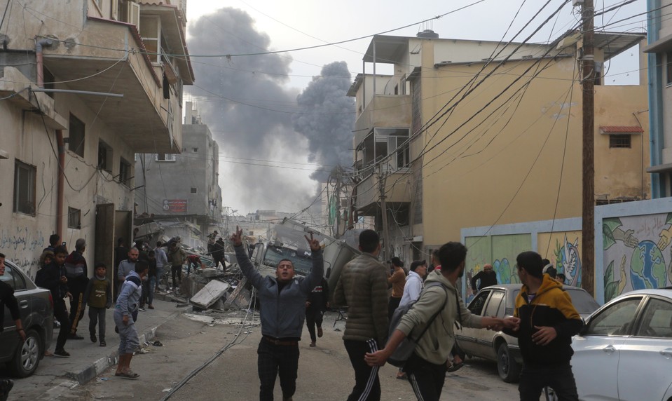 Izrael obnovil útoky v Pásme Gazy. Dôvodom má byť porušenie prímeria Hamasom