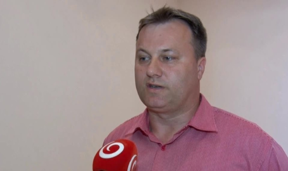 Čerstvý bakalár to prehnal, policajti neverili vlastným očiam