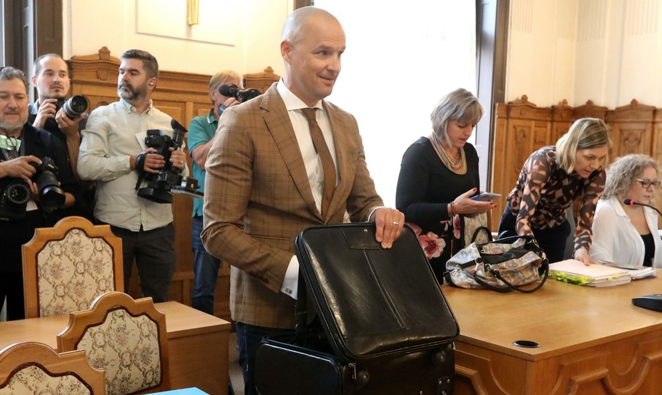 Ficov poradca Lindtner ide pred špecializovaný súd. Termíny pojednávania sú vytýčené
