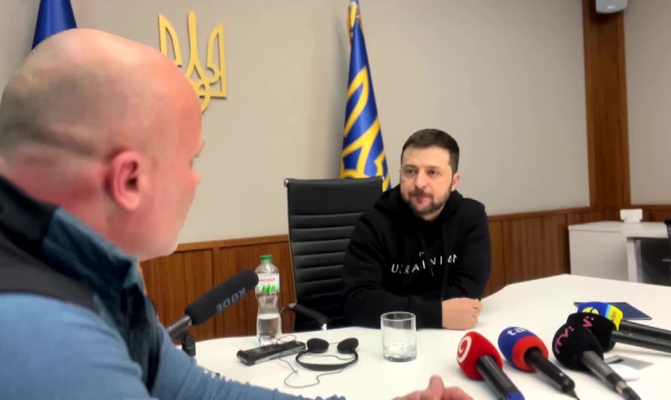 Historické gesto Kyjeva: Zelenskyj otvorí tajné archívy k volynskému masakru