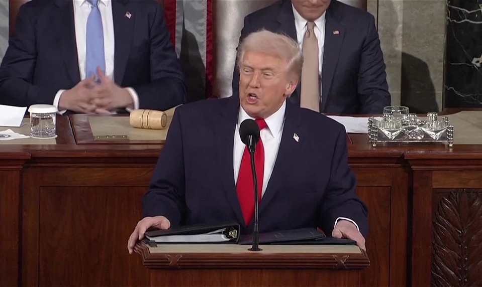 USA pritvrdzujú voči Iránu. Washington chystá najtvrdšie sankcie v histórii