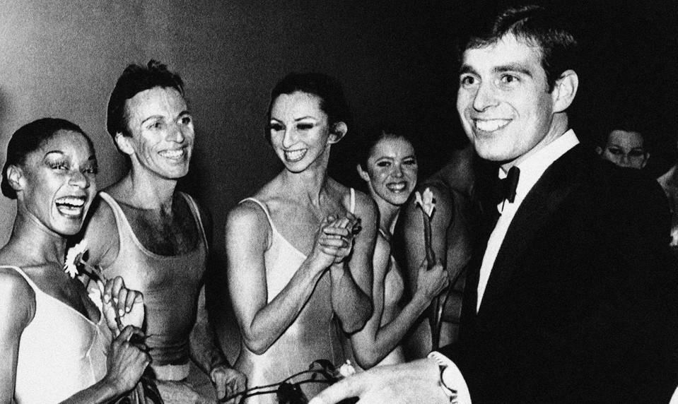 Kto je princ Andrew? Od žiadaného muža s mocou až na úplné dno