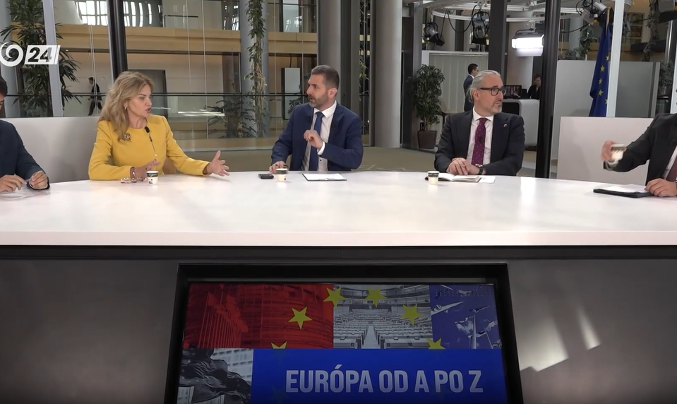Rezolúcia o eurofondoch v europarlamente: PS hovorí o vážnom varovaní, Smer o politizácii