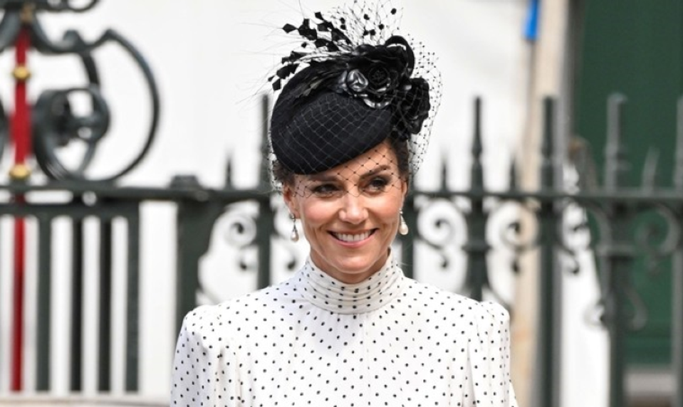 Kate Middleton presne vie, ako na svadbe nezatieniť nevestu: Má na to tento jednoduchý trik!