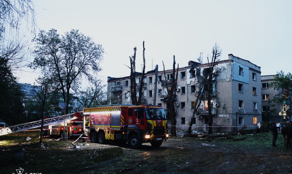 Rusi zasiahli na Ukrajine obytnú štvrť aj škôlku. Medzi desiatkami obetí sú aj deti