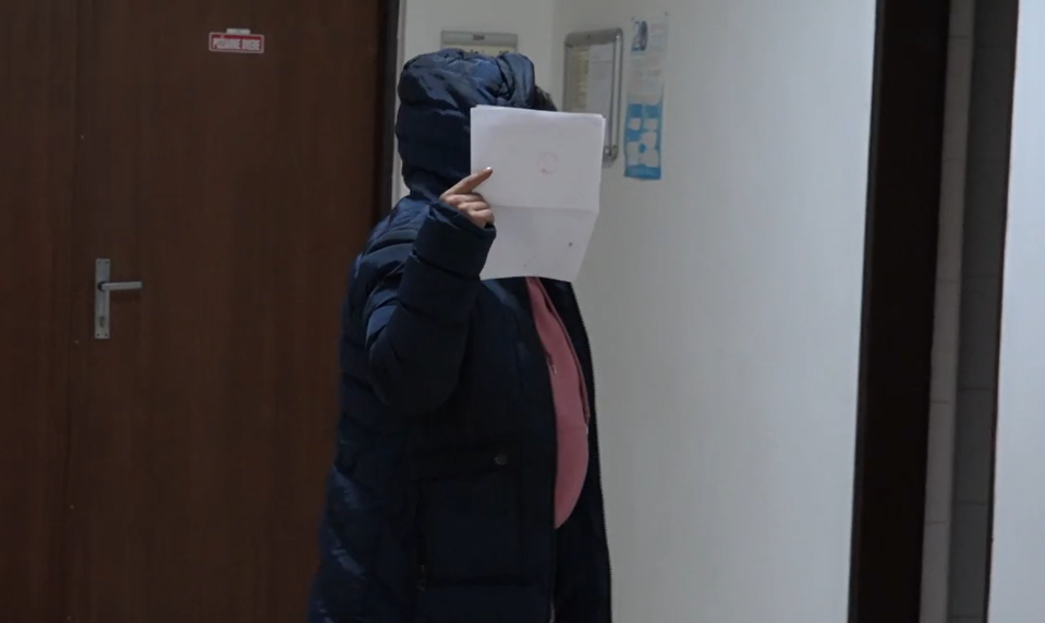 Agresorka nútila bezdomovkyňu k žobraniu. Uzavrela na súde dohodu o vine a treste