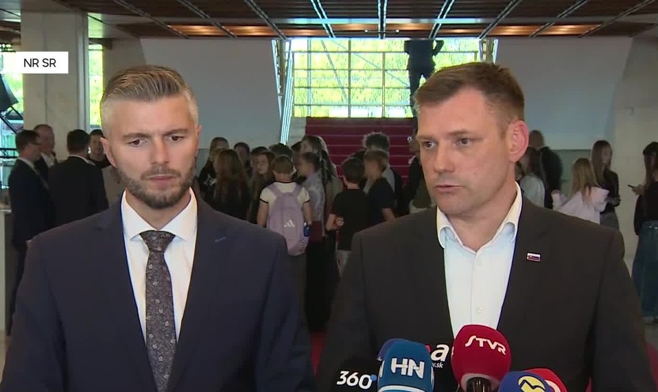 Tlačová beseda Tomáša Tarabu a Petra Slyška o budúcnosti
