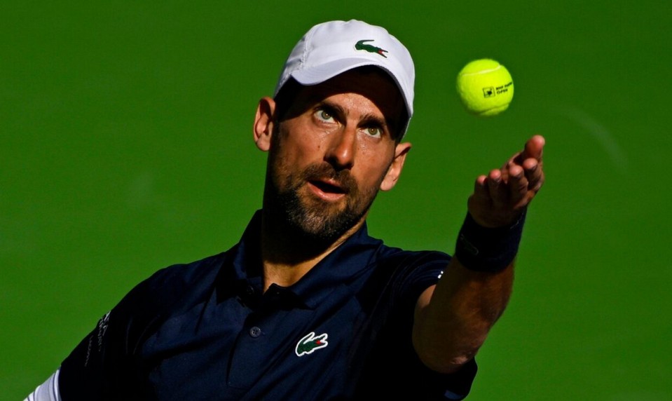 DJOKOVIČ ďalej v singli aj v debli, ALCARAZ otočil duel