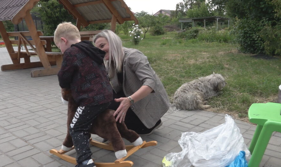 Z Kyjevskej oblasti znie "ďakujeme". Pomoc TV JOJ rozžiarila oči ukrajinským sirotám