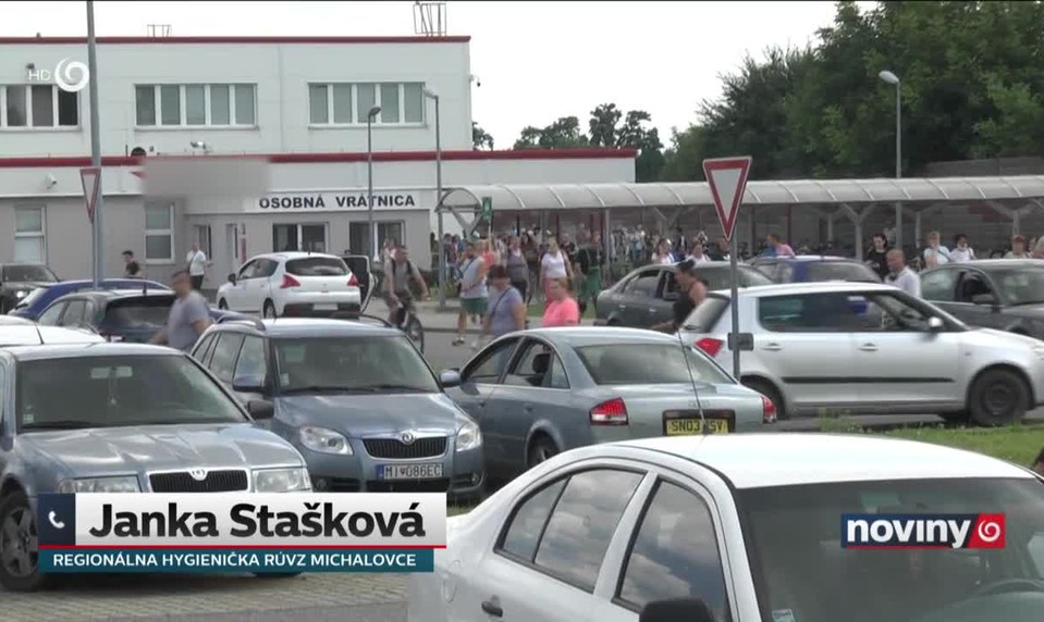 Myjava dezinfikuje aj lavičky