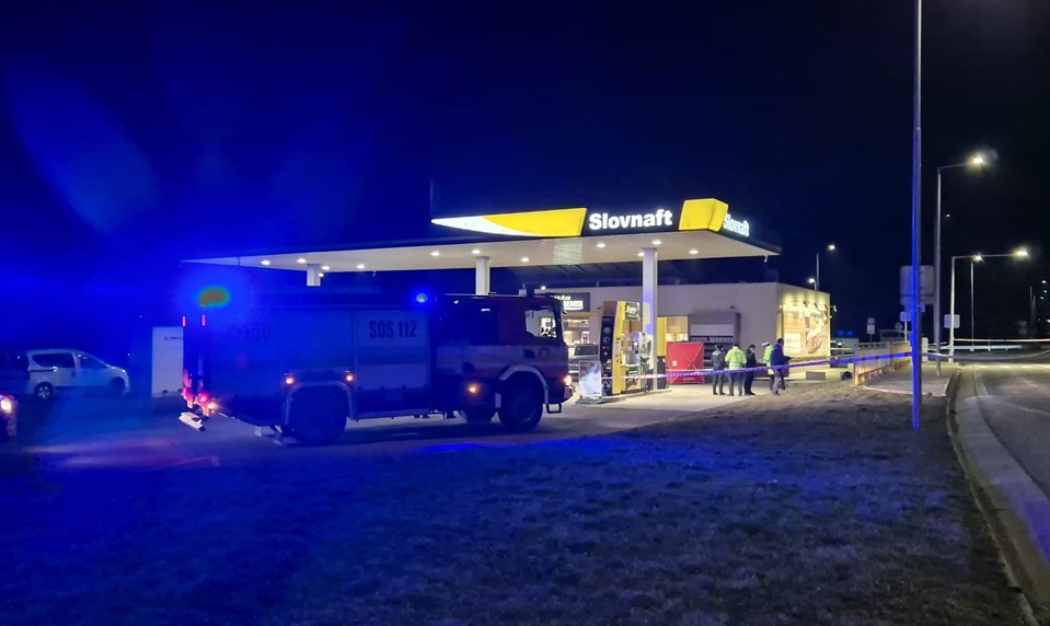 Tragická nehoda: Auto zrazilo malého chlapca. Za volantom sedel jeho otec