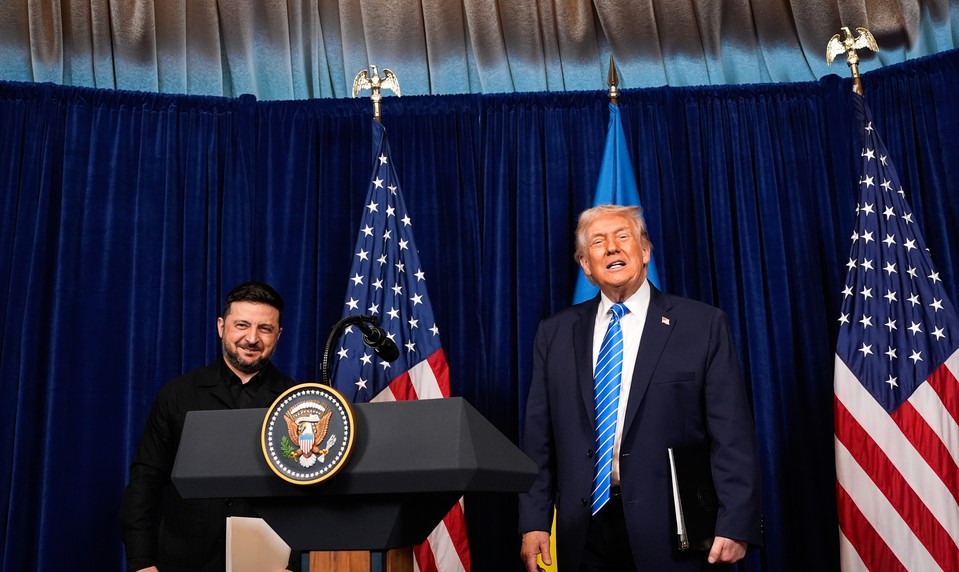 Zelenskyj: Témou trojstranných rokovaní budú územné otázky, kľúčový je Donbas