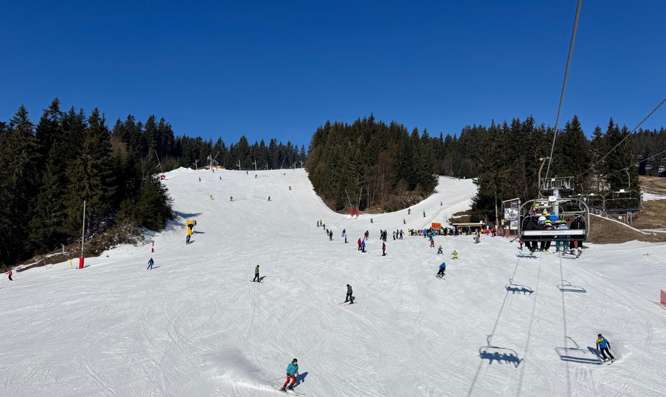Výpadok elektriny v Kubíne: Lyžiarske stredisko na Kubínskej holi je mimo prevádzky