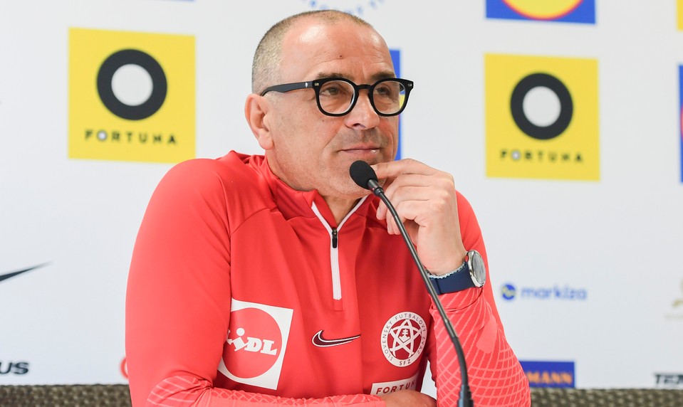 Calzona podľa talianskych médií končí na lavičke Slovenska