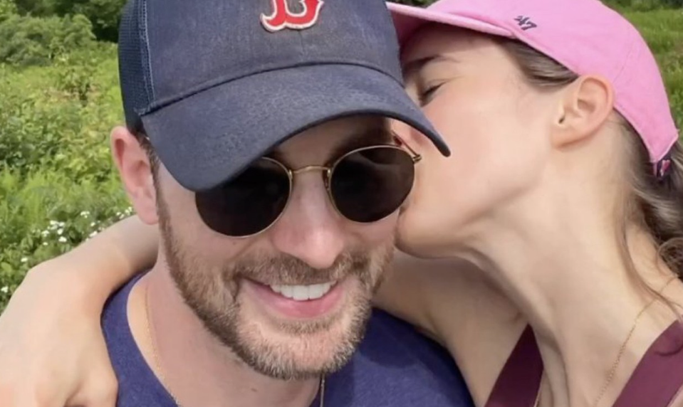 Sú z nich rodičia! Herecký pár privítal prvého potomka, prezradili už aj MENO!