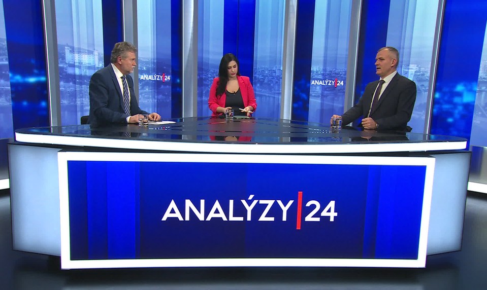 Analýzy 24: Konflikt nie je rovnocenný a cieľom ruskej agresie bolo zničiť ukrajinský štát, tvrdí Hajko