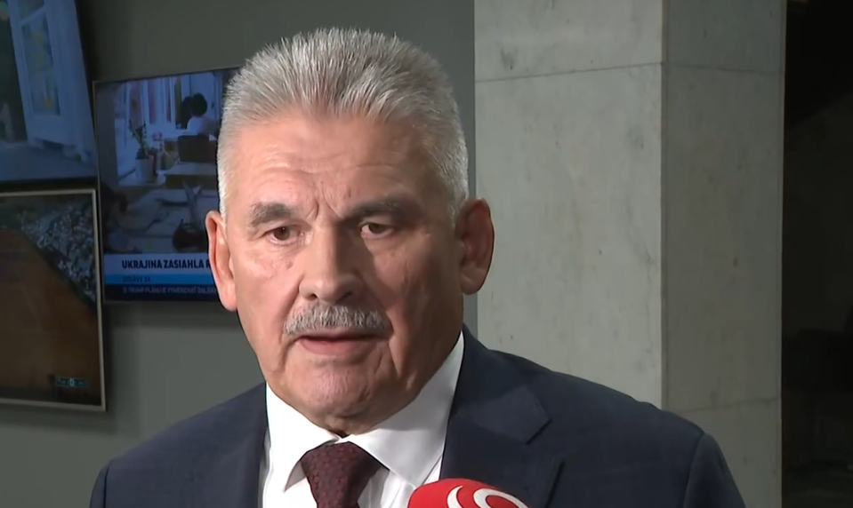 Predseda poslaneckého klubu Smeru-SD Ján Richter o aktuálnych témach