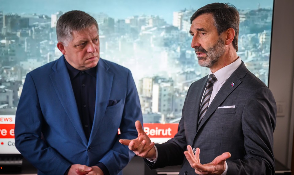 O pomoc žiada približne 5 000 Slovákov z Blízkeho východu. Prevoz všetkých nie je možný