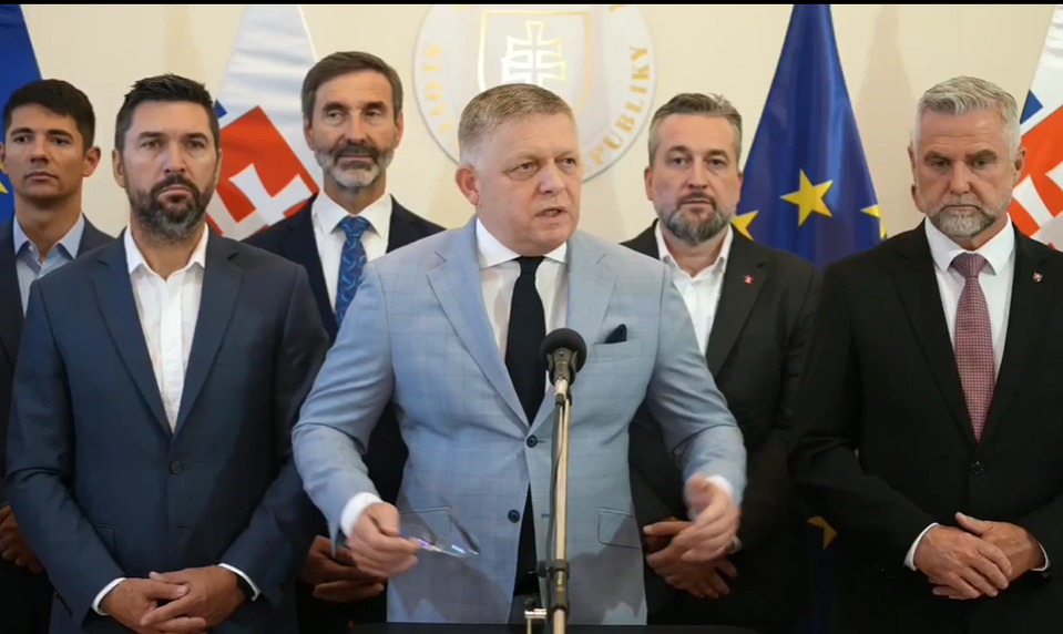 Fico vyzýva Žilinku na odchod z funkcie. „Pohár pretiekol”