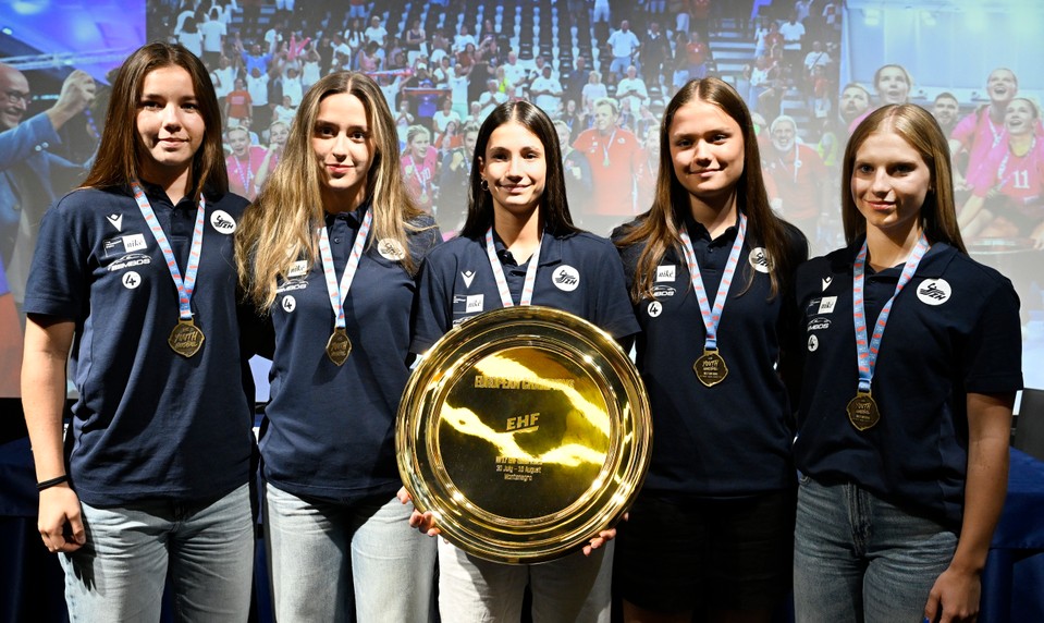 Historický triumf: Slovenky do 17 rokov ovládli majstrovstvá Európy v hádzanej