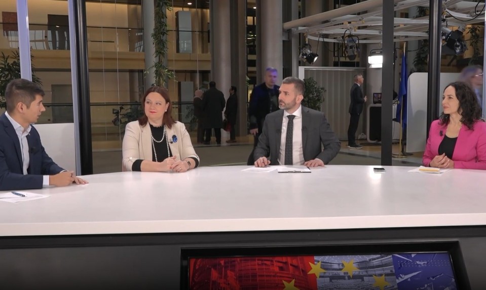 Mierová dohoda je podľa E. Kaliňáka "katastrofou", no Putina odmietol označiť za vojnového zločinca