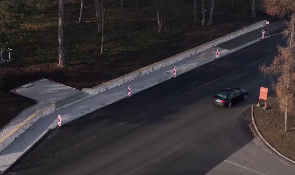 Po tragickej nehode pod Spišským hradom pribudne nová zastávka aj pamätník