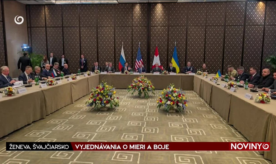 VYJEDNÁVANIA O MIERI A BOJE