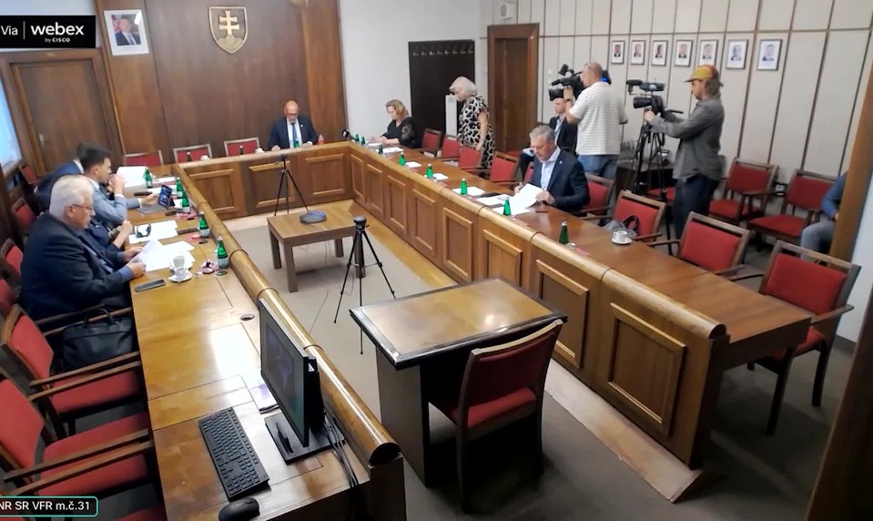 Poslanec Blcháč pokutuje Jakaba za absencie, ten sa bráni a hovorí o podvode