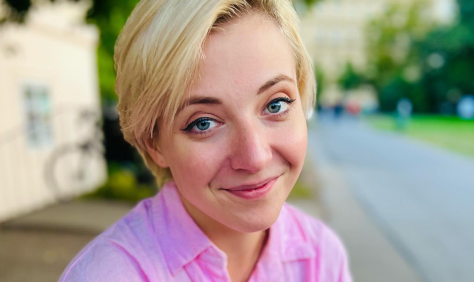 Pár dní po odhalení náhrobku Aničky Slováčkovej to tam vyzerá TAKTO!