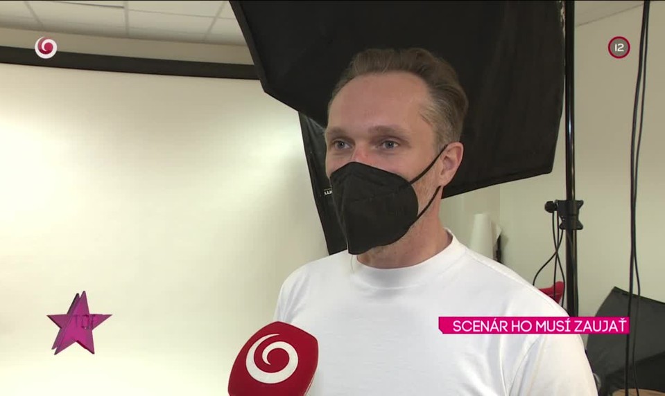 SCENÁR HO MUSÍ ZAUJAŤ