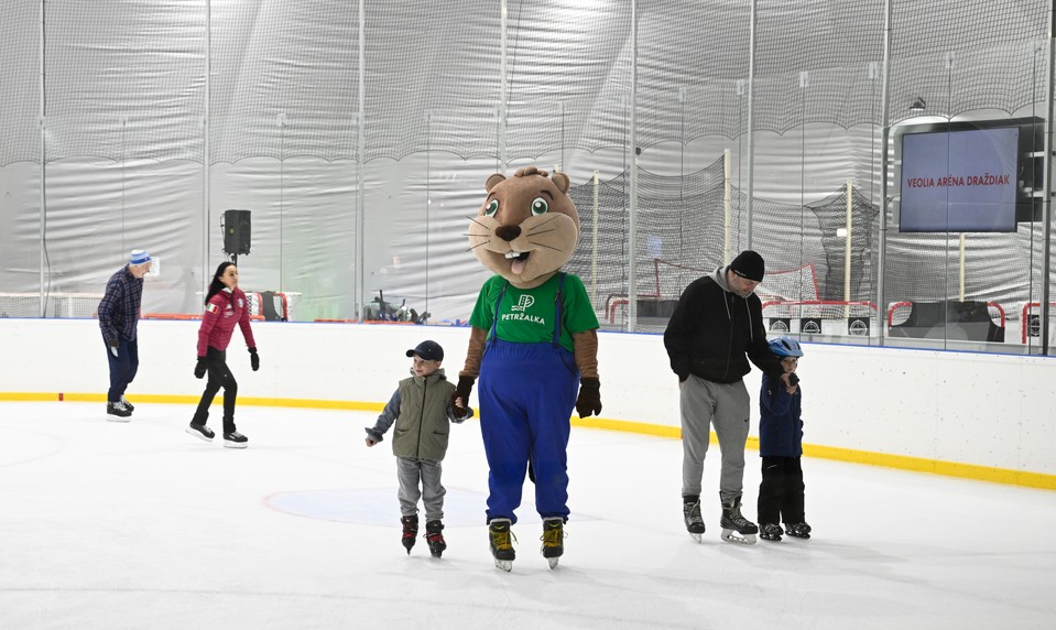 Podozrenia pri zákazkách na Arénu Draždiak: mestská časť ich odmieta, kontrole sa nebráni