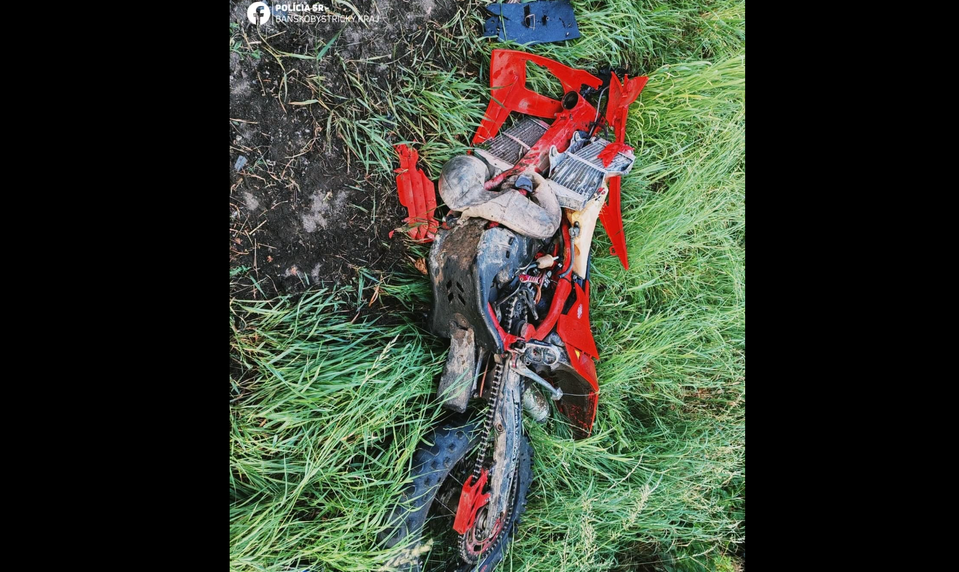 Čelná zrážka v Banskej Štiavnici si vyžiadala život len 22-ročného motocyklistu