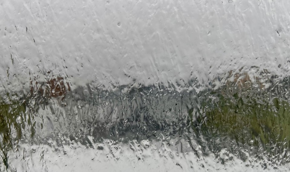 Zamrznutá Bratislava, množstvo nehôd, čisté klzisko