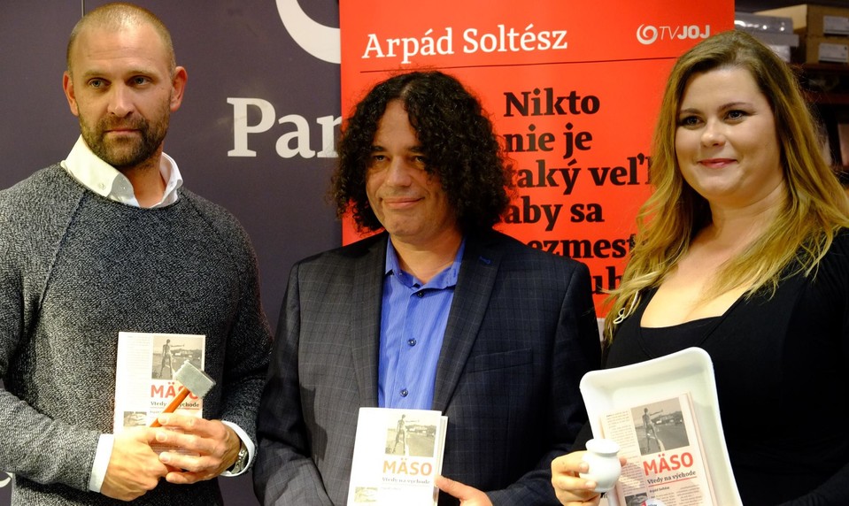 Arpád Soltész z TV JOJ napísal drsný román z 90. rokov